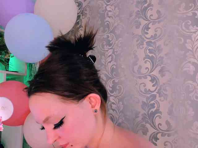 AsyaSweeet webcam