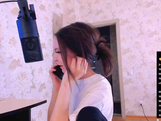 AsyaSweeet Live Webcam on BongaCams