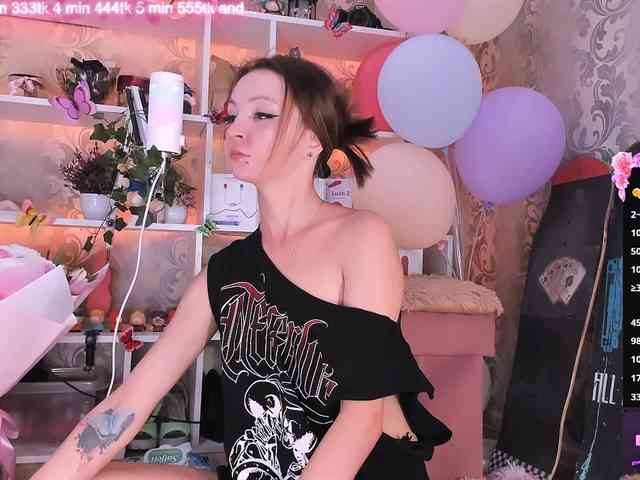 AsyaSweeet webcam