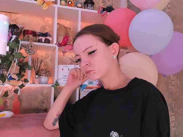 AsyaSweeet webcam