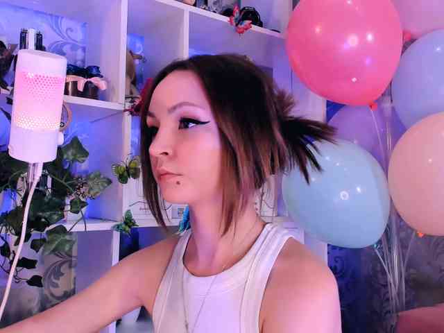 AsyaSweeet webcam