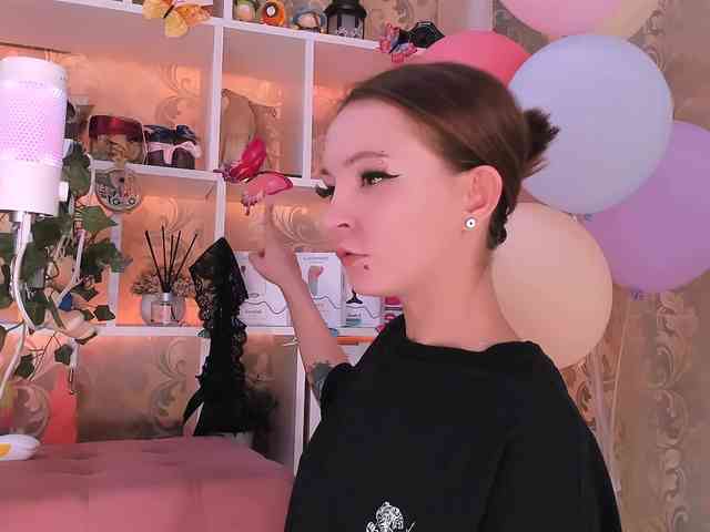 AsyaSweeet webcam