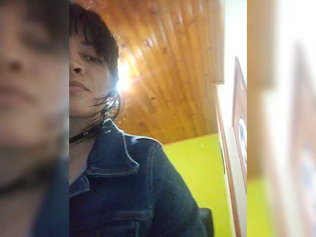 isisdiosa's BongaCams show and profile