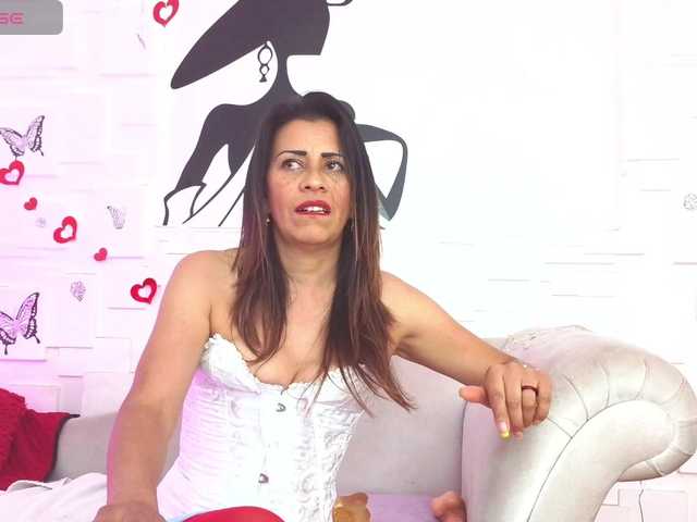 SashaMishot's BongaCams show and profile