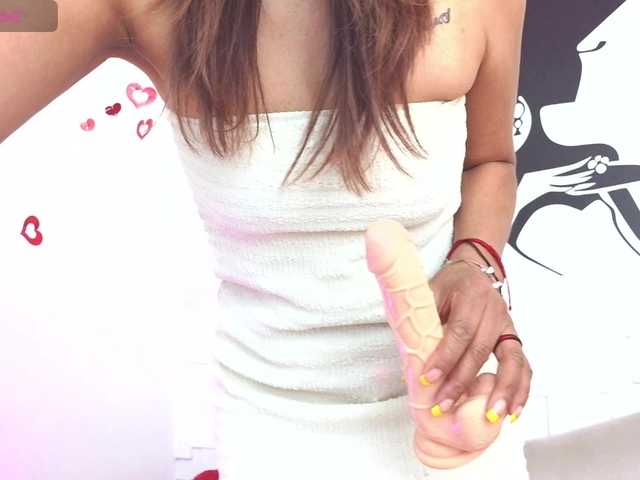 SashaMishot's BongaCams show and profile