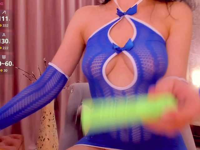 Kaydes's BongaCams show and profile