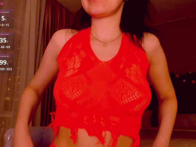 Kaydes's BongaCams show and profile