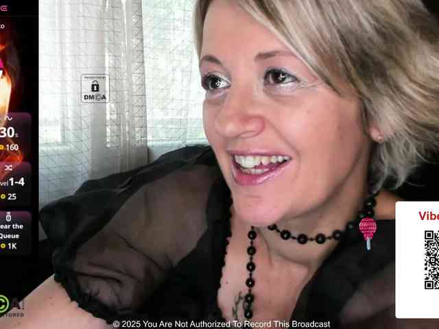 AnalWifeX webcam