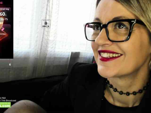 KARINASPALACIOS webcam