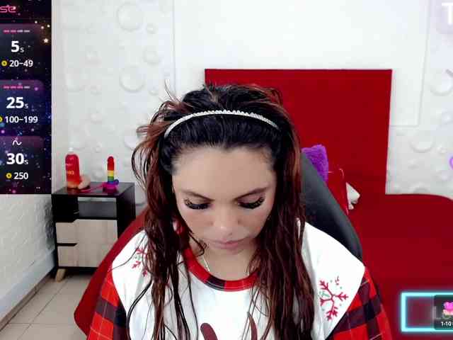 NatashaMagics webcam
