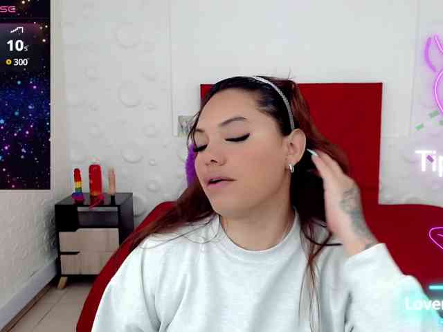 NatashaMagics webcam