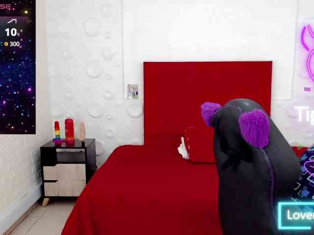 NatashaMagics webcam
