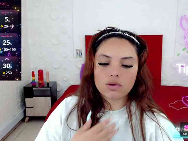 NatashaMagics webcam