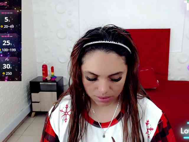 NatashaMagics webcam
