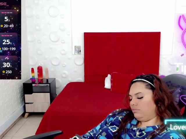 NatashaMagics webcam