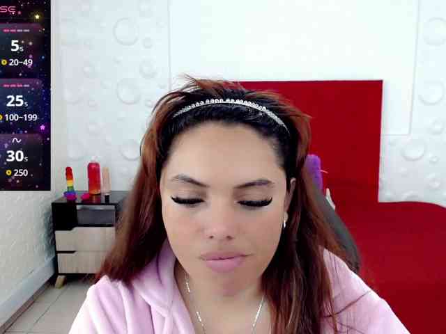 NatashaMagics webcam