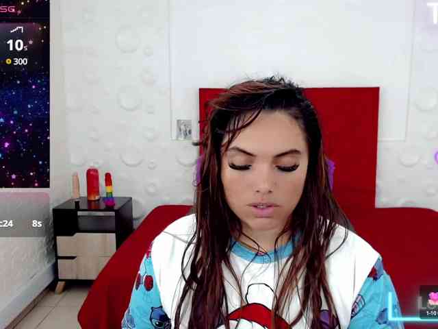 NatashaMagics webcam