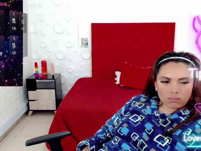NatashaMagics webcam