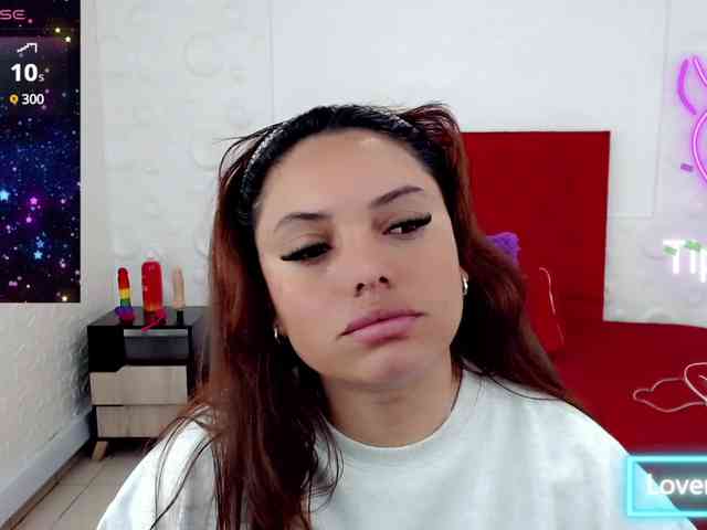 NatashaMagics webcam