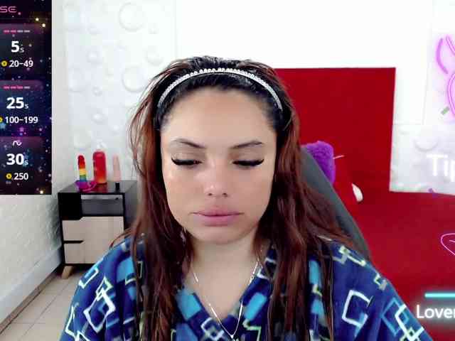 NatashaMagics webcam
