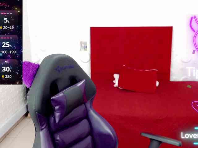 NatashaMagics webcam
