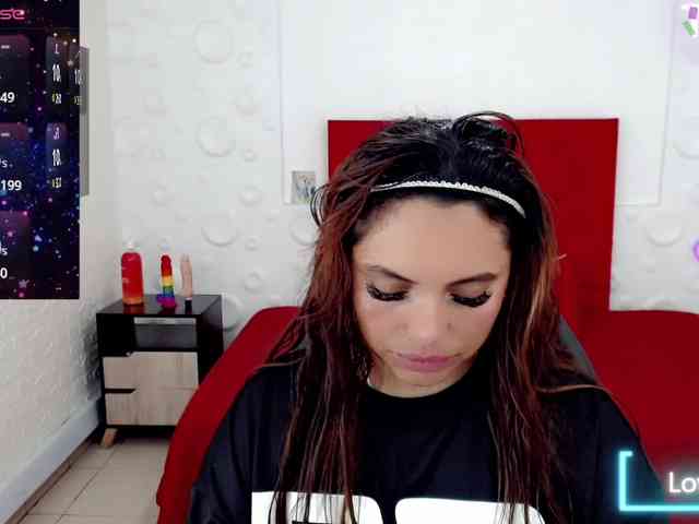 NatashaMagics webcam