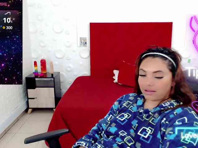 NatashaMagics webcam