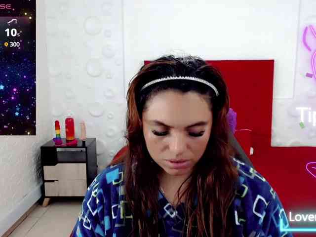 NatashaMagics webcam