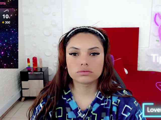 NatashaMagics webcam