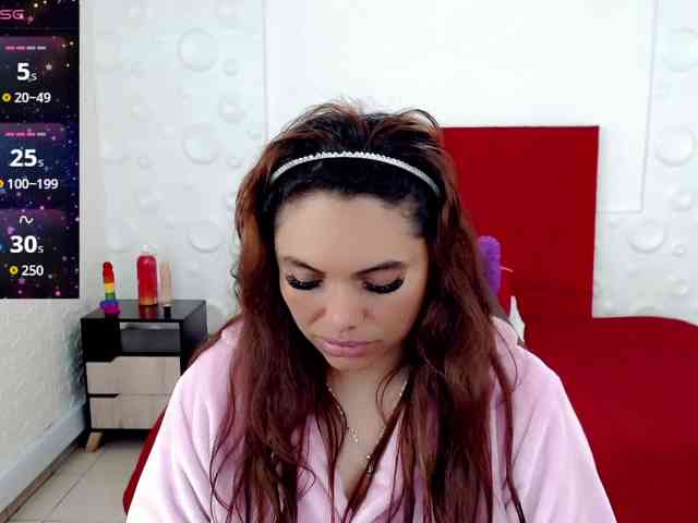 NatashaMagics webcam
