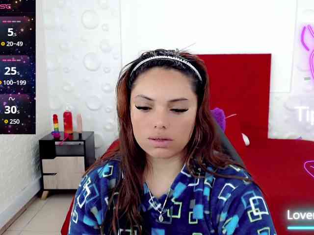 NatashaMagics webcam