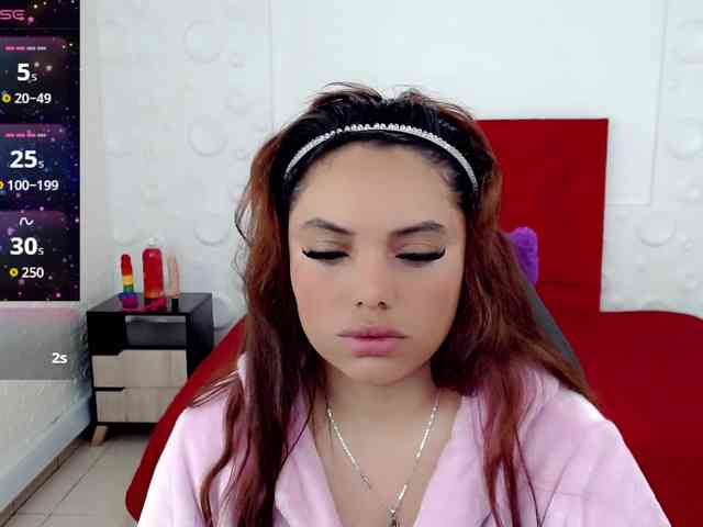 NatashaMagics webcam