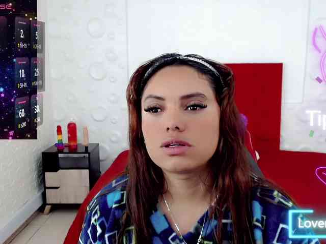 NatashaMagics webcam