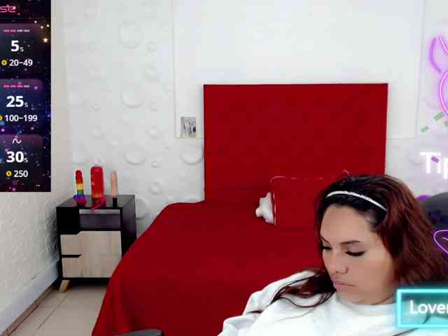 NatashaMagics webcam