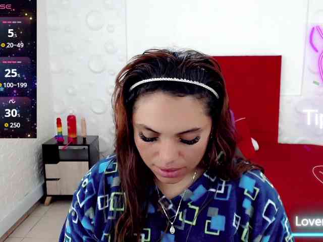 NatashaMagics webcam