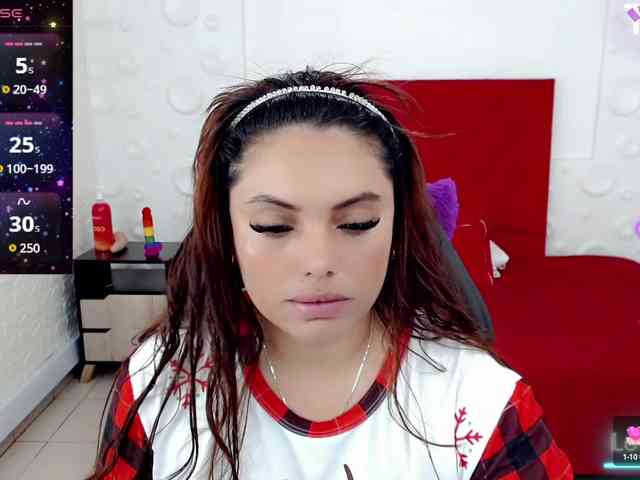 NatashaMagics webcam