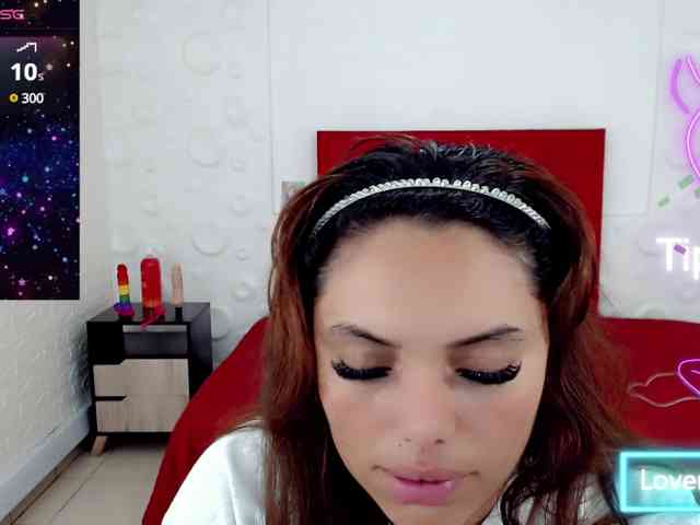 NatashaMagics webcam