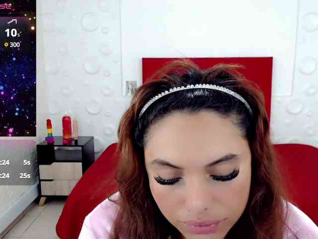 NatashaMagics webcam