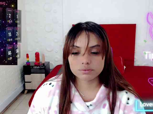 NatashaMagics webcam