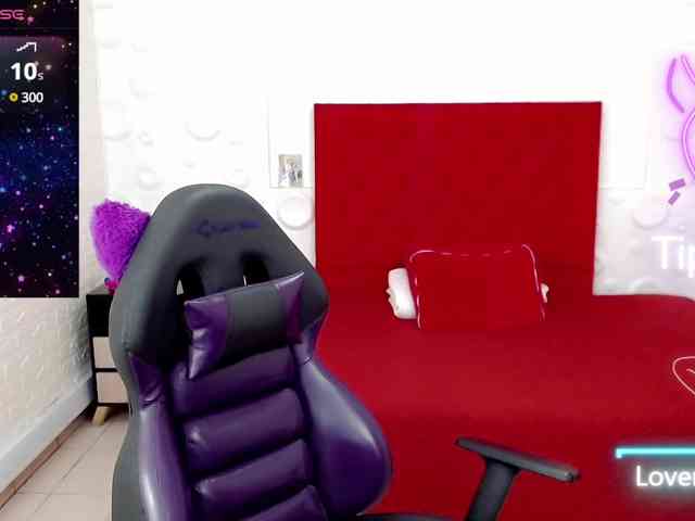 NatashaMagics webcam