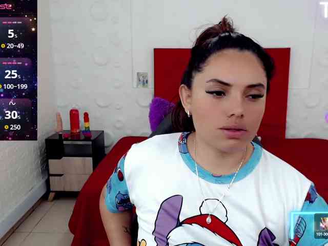 NatashaMagics webcam