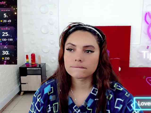 NatashaMagics webcam