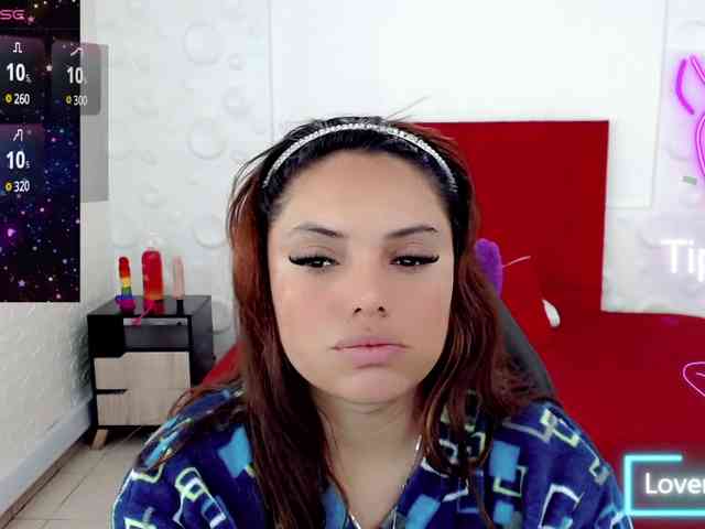 NatashaMagics webcam
