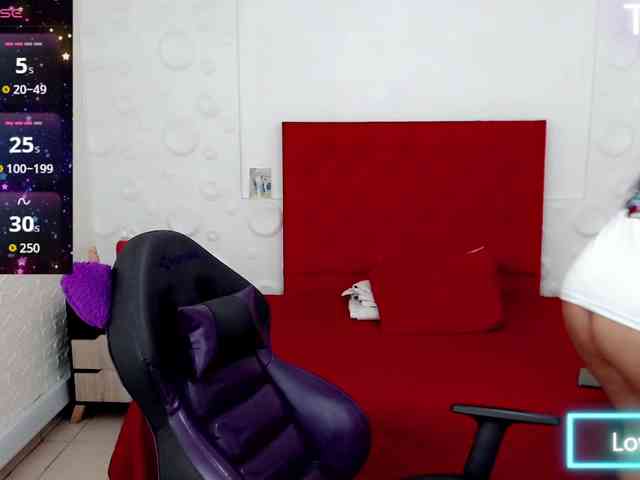 NatashaMagics webcam
