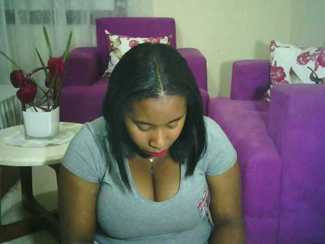 SexysTiphanie webcam bongacams model stream image