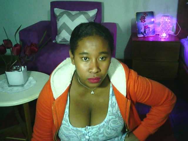 SexysTiphanie webcam bongacams model stream image