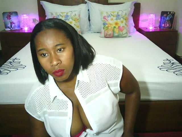 SexysTiphanie webcam bongacams model stream image