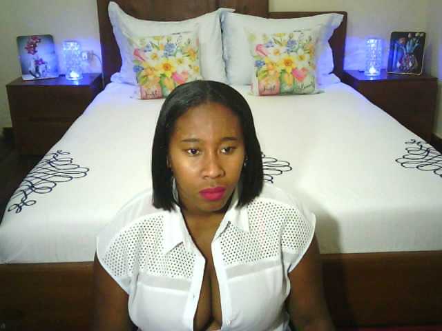 SexysTiphanie webcam bongacams model stream image