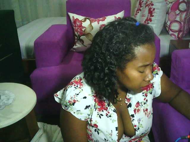 SexysTiphanie webcam bongacams model stream image