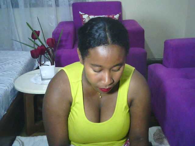 SexysTiphanie webcam bongacams model stream image